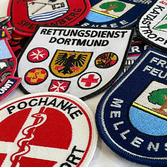 Individuelle Stickembleme & Wappen - ab 10 Stck